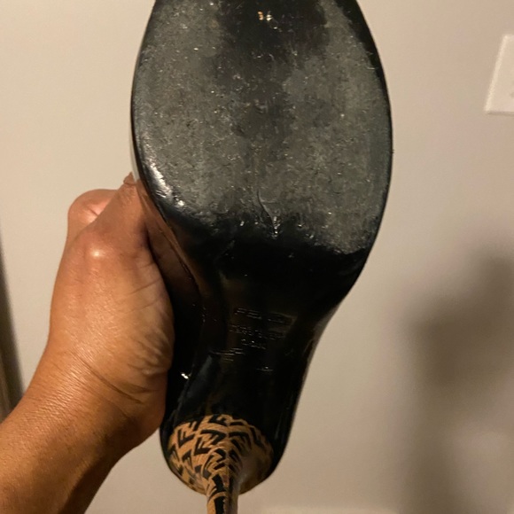 FENDI pumps - Picture 8 of 10
